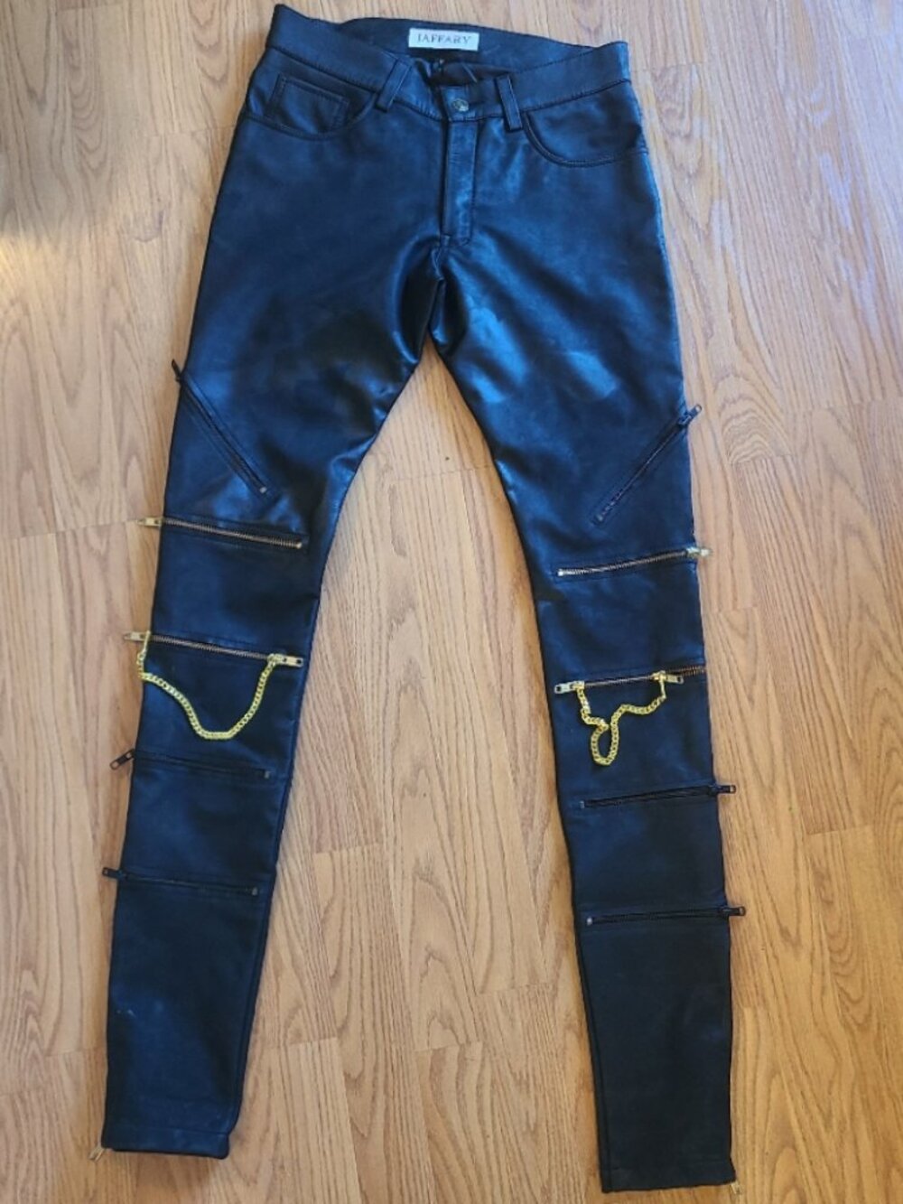 NEW NWOT! JAFFARY VEGAN LEATHER "OILSKIN" SKINNY MOTO JEANS ZIPPERS CHAINS sz S